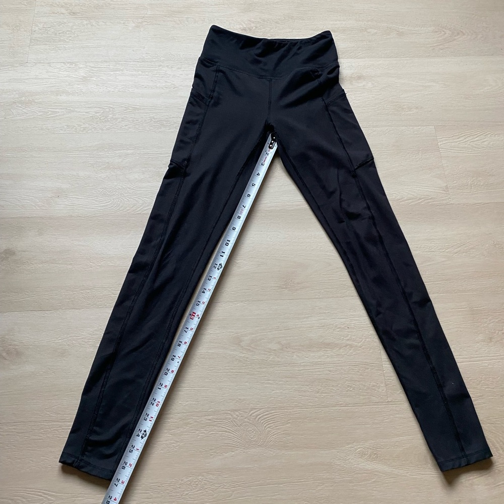 SO Black XS Leggings